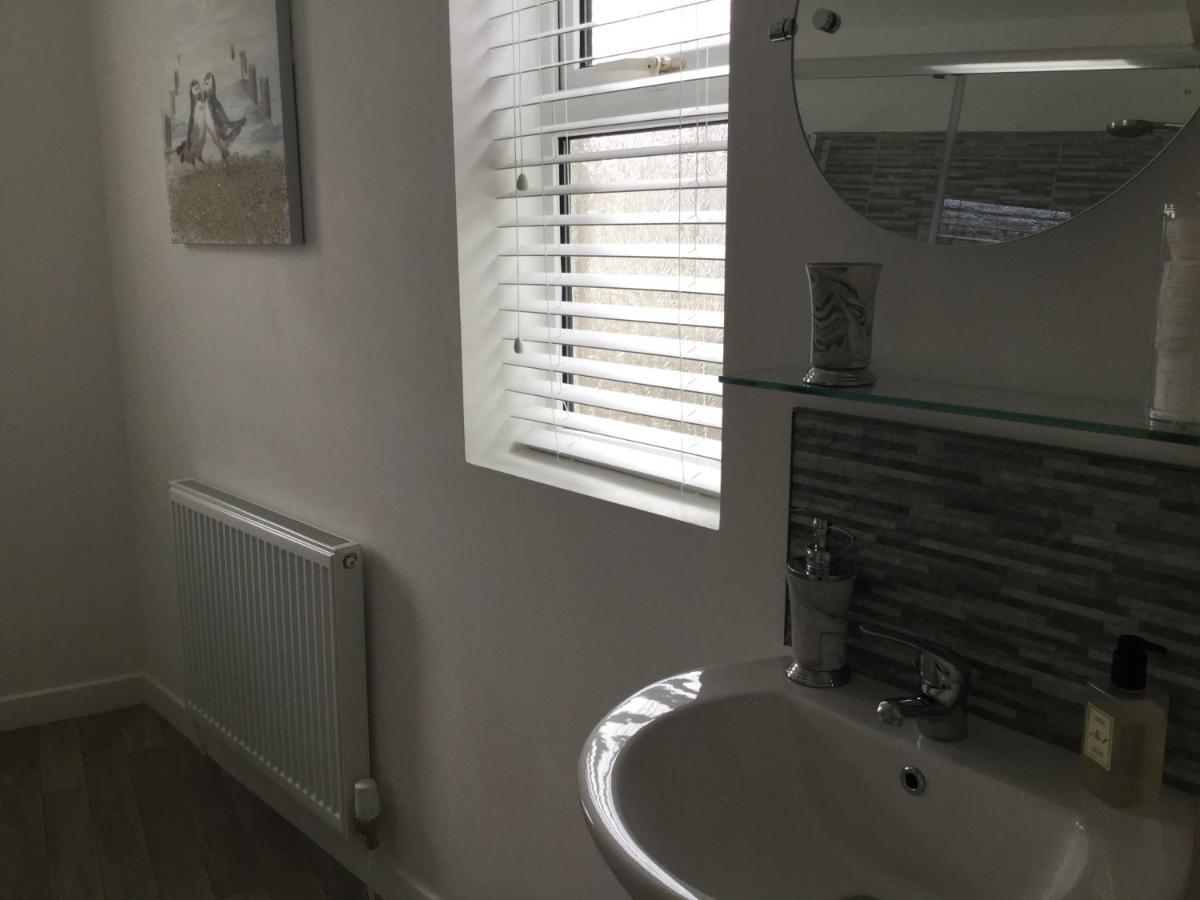 Open Plan Townhouse Caernarfon Exterior foto