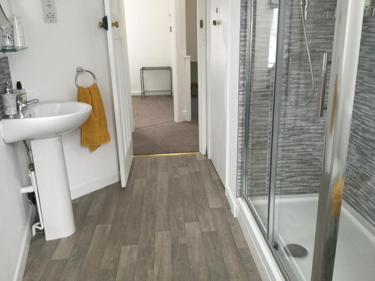 Open Plan Townhouse Caernarfon Exterior foto